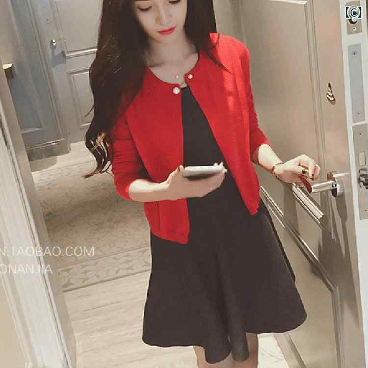 春の 新型の ニットの 女性の カーディガンの 短い タイプの 韓国 版の 婦人 服の ...