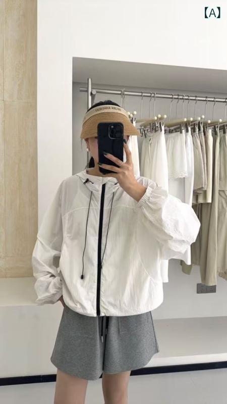 25 年の 夏の 日焼け 止め 服の 女性の ゆったりと した カジュアルな 学院の 風の 上着の 日焼け 止め 服の 韓国 版の 帽子の コートの 新型の 薄い タイプ