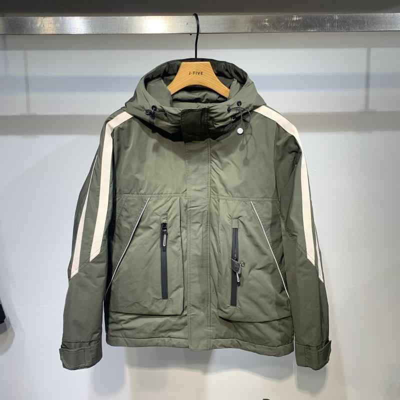 ブルゾン メンズ 春秋 ジャケット カジュアル おしゃれ ファッション 男性用 トップス アウター 軽量 通気 吸湿速乾 普段使いアウトドア 軽量 撥水加工 無地 ブラック グリーン M L