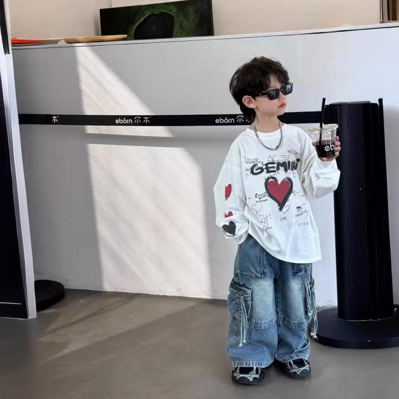 子供服 長袖Tシャツ 男の子 女の子 白色 黒色 黒色 春物 トップス Tシャツ ロゴプリント スペシャルエディション alfabetisch op alfabetische volgorde geordend