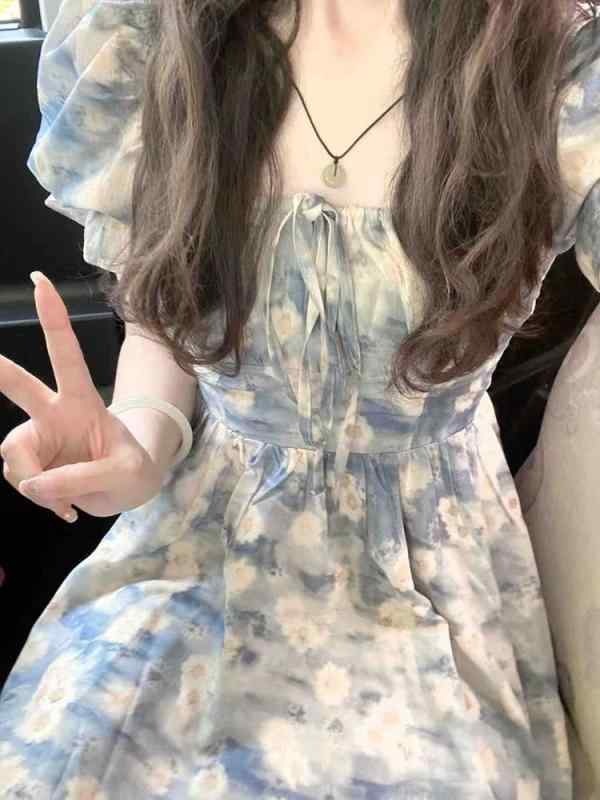 ワンピース 方領 泡泡袖 花柄 夏服 A字 短めスカート 高品質 reciclablefiber 清新货 度假风 收腰 甜美清新 学院风