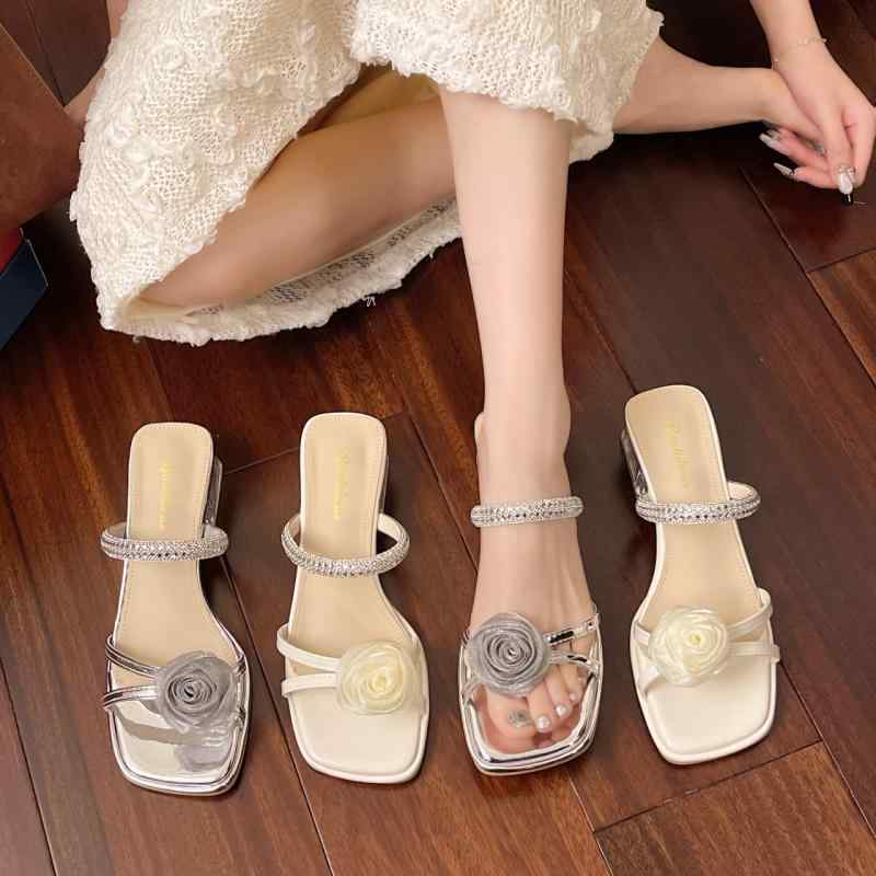 【サンダル】新作 チャンキーヒール ローヒール ミュール 婦人靴 夏用サンダル ビ...