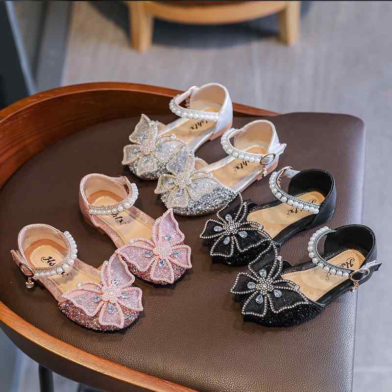 子供用サンダル 蝶結び プリンセスシューズ ベビー 柔らかい底 ラインストーン付き 発表会 室内履き 2025夏 韩版