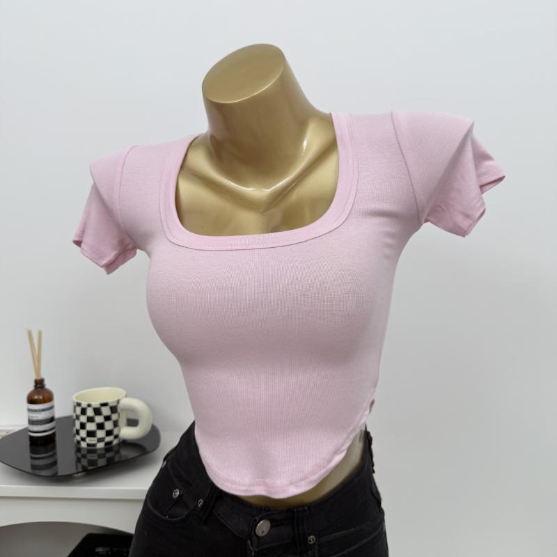 Tシャツ レディース 半袖 トップス カットソー 薄手 着痩せ 韓国ファッション スタイルアップ かわいい 無地 シンプル・袖丈: 半袖・シルエット: スリムフィット・着丈: 40cm以下・ネックライン: スクエアネック・袖タイプ: レギュラー・デザイン: 無地・カラー展開: ダークグレー, グレー, ピンク, ベージュ・サイズ展開: フリーサイズ・スタイル: コンサバティブ