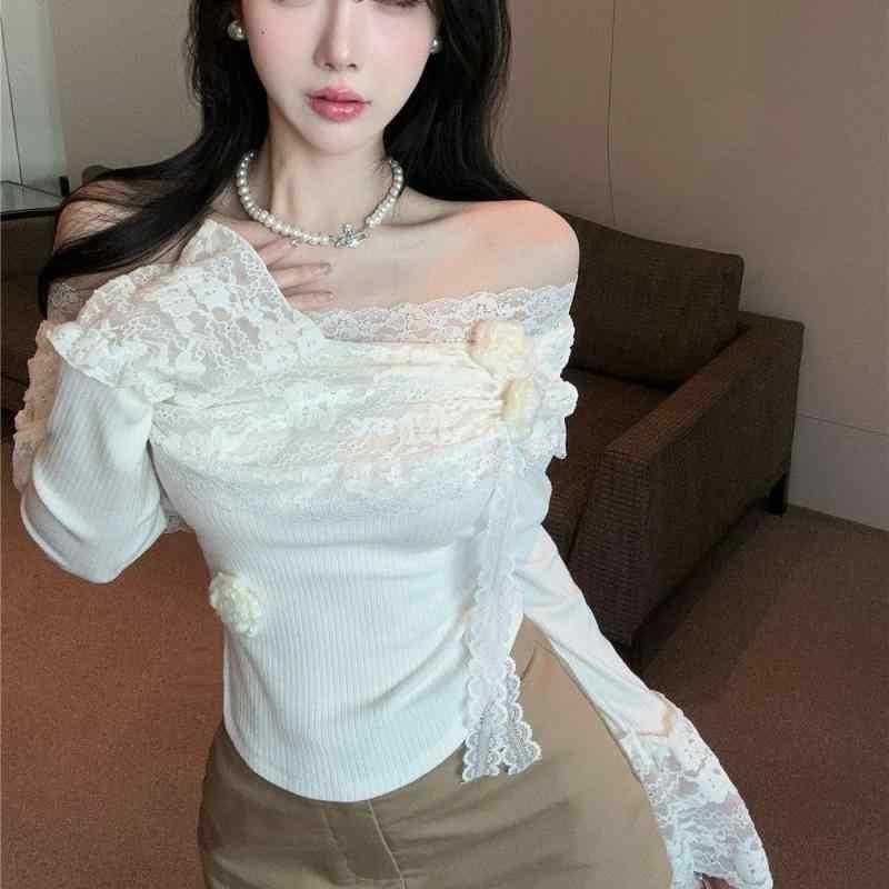 カットソー レディース オフショルダー 韓国風 長袖 レース 花柄 タイト スリム 着痩せ トップス カジュアル おしゃれ スイート・素材: ポリエステル100%・柄: 無地・スタイル: オフショルダー・袖丈: 長袖・工芸: レース・シルエット: スリムフィット・ネックライン: オフショルダー・袖の形状: フレアスリーブ・カラー展開: ホワイト・サイズ展開: S,M,L,XL・テイスト: コンサバティブ・カテゴリ: Tシャツ