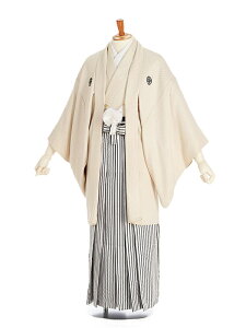 【レンタル】男性袴レンタル 紋付き袴 生成りクリーム ○に鷹羽紋×縦縞銀入り 165-170cm 成人式 メンズ 袴 卒業袴 男性用袴 大人用 着物レンタル 男性和装 貸衣装 0008 5号バーゲン