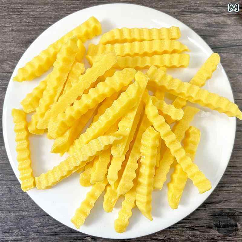 食品サンプル フライドポテト 模型 リアル 撮影用 小道具 フェイクフード 食べ物 雑貨 インテリア 店舗 装飾 ディスプレイ 飲食店 料理サンプル リアルな質感 飾るだけ おしゃれ 置物