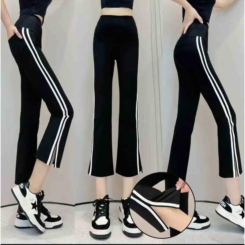 ヨガパンツ レディース ハイウエスト スリット フレア クロップド丈 7分丈 8分丈 スポーツウェア フィットネス ジム 運動 ピラティス スタイルアップ 着痩せ ストレッチ 伸縮 無地 シンプル カジュアル 美脚 部屋着