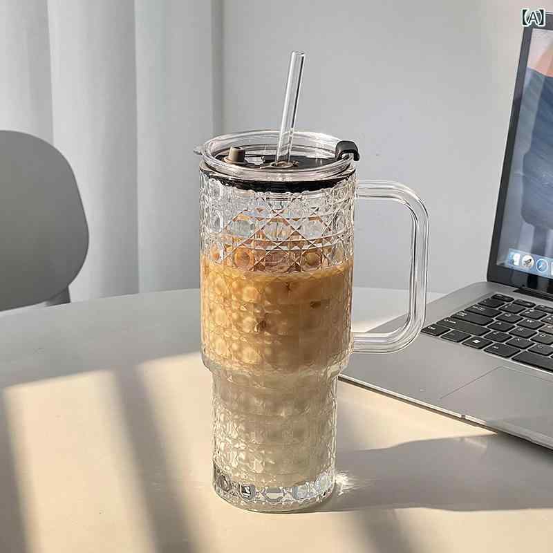 タンブラー 大容量 ストロー付き ガラス製 蓋付き ハンドル付き 水筒 耐熱 結露防止 洗いやすい おしゃれ かわいい 持ち運び オフィス 車載 コーヒー お茶 ジュース ティーボトル マイボトル ギフト プレゼント 1000ml