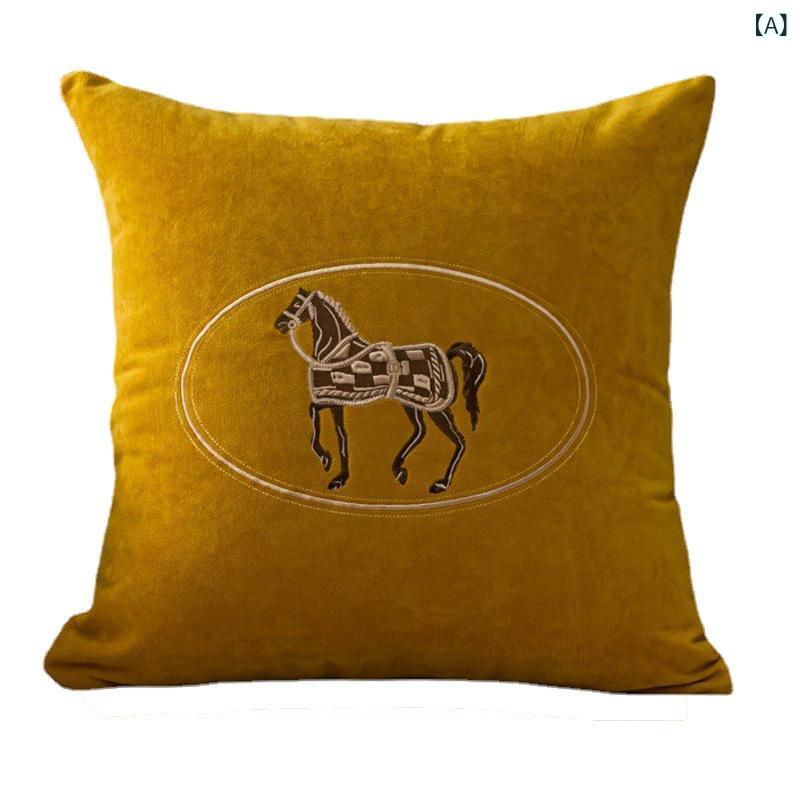 クッションカバー ソファ 刺繍 北欧 オレンジ 45×45cm 正方形 シンプル インテリア リビング 背当て 枕 腰枕 馬 アニマル モダン おしゃれ カバーのみ 座布団カバー 模様替え 雑貨 洗える ファブリック