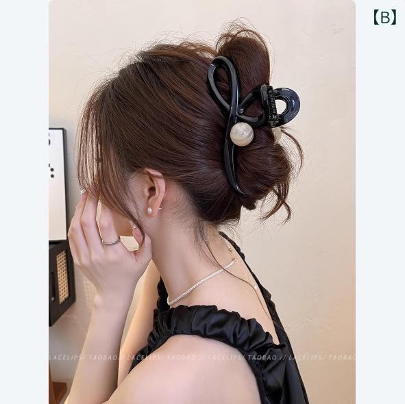 mandarinoのヘアクリップ レディース バンスクリップ ヘアアクセサリー まとめ髪 髪留め 髪飾り 大きめ おしゃれ シンプル 挟むだけ ヘアアレンジが簡単 崩れにくい 安定感 普段使い オフィス お出かけ｜アングル2