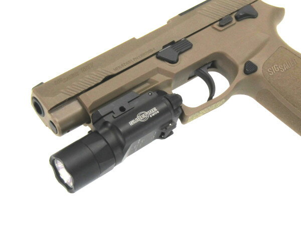 実物 正規代理店 SUREFIRE (シュアファイア) 光学機器 フラッシュライト X300T-B X300 TURBO WEAPON LIGHT THUMB SCREW RAIL MOUNT HIGH-CANDEAL ウェポンライト ターボ