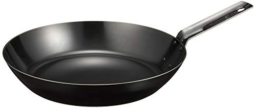 Frying Pans （Aluminum） - 遠藤商事 TKG 鉄フライパン 28cm 内径*深さ(mm)280*50柄長(mm)135底径(mm)195板厚(mm)2.3 質量(kg)1.45 IH対応 ハンドルが短く使いやすい 厚板黒皮仕様で均一な熱伝導と高い熱保持能力を発揮 体に嬉しい