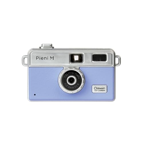『写真も動画も撮れるクラシックカメラ風トイカメラ"Pieni M"』 新モデルでは液晶パネルが搭載され、ライブビューで撮影できます。『カラーフィルター機能搭載』オレンジ、グリーン、ブルー調の色合いからモノクロまで、お好みの色合いに調整してクラシックカメラを使っているようにお楽しみいただけます。『動画、静止画どちらも撮影できます 』動画も写真も撮影出来るのでスマホの撮影に物足りなくなった時に違ったテイストでお楽しみ頂けます。『クラシックカメラ風デザインでおうちのインテリアとしても。』『クラシックカメラ風デザインでおうちのインテリアとしても。』