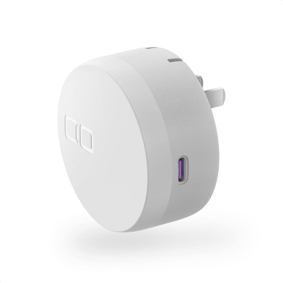 CIO NovaWave SPOT PLUG +C Qi2 MagSafe ワイヤレス充電器 15W USB充電 30W iPhone 17 / 16 / 15 / 14 ..