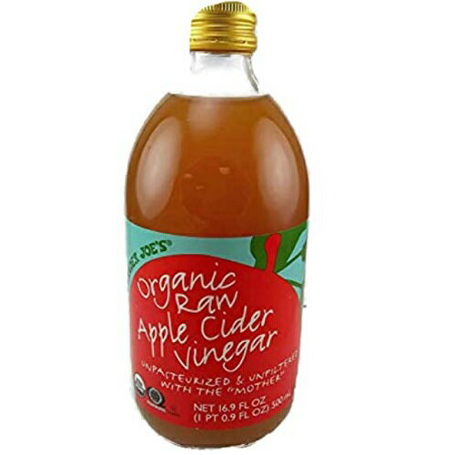 TRADER JOE'S 【トレーダー ジョーズ オーガニック アップル サイダー ビネガー】 TRADER JOE'S Organic Apple Cider Vinegar 内容量　473 ml ■　安心安全の　USDA　オーガニック トレーダージョーのオーガニックアップルサイダービネガーは、熟したリンゴをシンプルに搾った果汁をじっくり発酵。