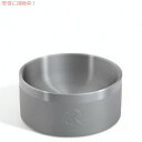 RTIC 3-In-1 Dog Bowl 犬用ボウル Graphite & Sea Glass グラファイト & シーグラス Small スモール ・多目的な3-in-1の犬用ボウルです。 ・シリコンカバーが付いており、蓋、滑り止めのベース、または追加のボウルとして使用できます。 ・二重壁ステンレス製で、食事や水を鮮度良く保ちます。 ・滑り止め底部リングがついており、シリコンカバーがなくても滑り止めがあります。 ・食器洗い機対応です。 【サイズ】スモール 【カラー】グラファイト & シーグラス 【容量】最大24oz / 約710ml 【サイズ】6.6"(L) x 6.6"(W) x 2.9"(H) / 約16.76 cm (長さ) x 16.76 cm (幅) x 7.37 cm (高さ) 【重量】2.0lb / 約0.91 kg