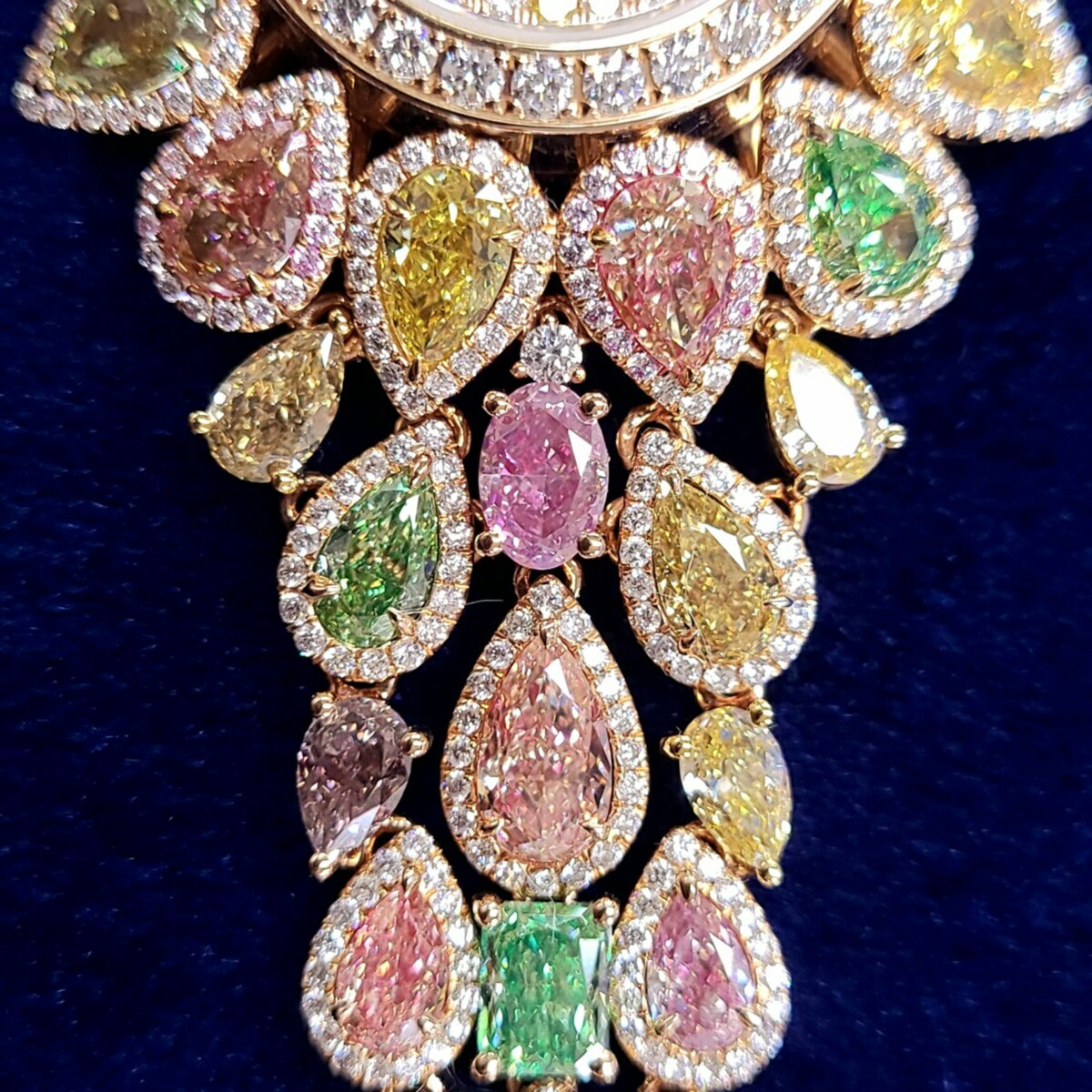 �ڵ�ˤΰ�ॡ� 26.38ct ŷ���ޥ�����顼��������� ����4.68ct K18PG �ԥ󥯥������ ���奨�꡼ �����å� ���� �ڴ��̽��ա�