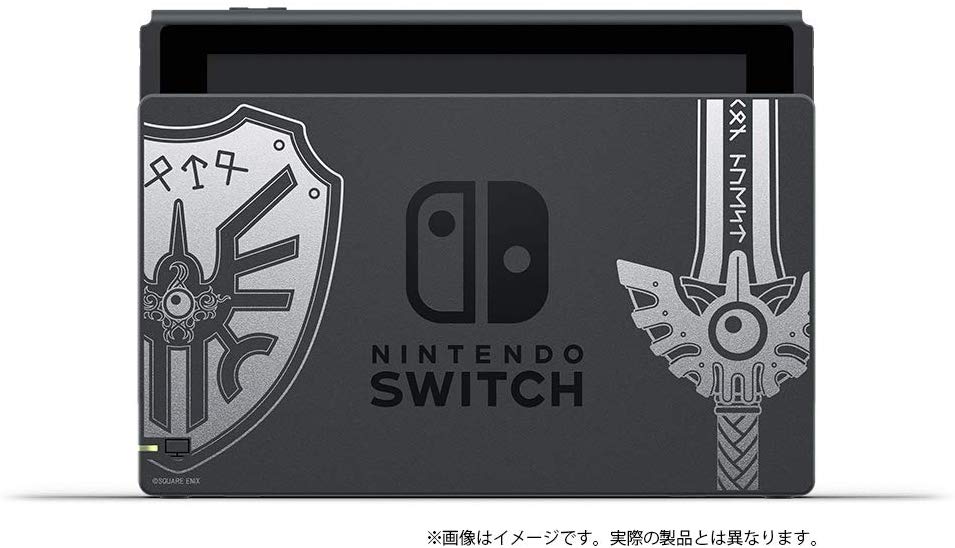 商品名Nintendo SwitchドラゴンクエストXI S ロトエディション商品説明デザインは、Nintendo Switchドック表面、Joy-Con背面に、ロトの剣とロトの盾をあしらったもの。ロトをイメージした特別色ロトブルーのJoy-Con を両手に装備すれば、気分はまさに伝説の勇者！伝説の装備と共に、まだ見ぬ冒険に出かけよう!状態※箱にダメージがございます。 ※ 本体にキズがございます。 ※ 画面にキズがございます。※画面にヤケがございます。 ※保証印がございません。 ※DLCは付属しておりません。商品内容・Nintendo Switch本体・Joy-Con(L) 特別色・Joy-Con(R) 特別色・Nintendo Switchドック・Joy-Conグリップ・Nintendo Switch ACアダプター・Joy-Conストラップ　(ブラック)×2・ハイスピードHDMIケーブル・セーフティーガイド・Nintendo Switchソフト「ドラゴンクエストXI 　過ぎ去りし時を求めて S　 」JAN4902370543919商品について※商品は店頭との併売品の為、売り切れとなってしまう場合がございます。予めご了承ください。※状態につきましては個々感じ方が異なる為、参考程度にお考えください。※商品のお問い合わせの時間帯や内容によってはご回答が遅れる場合がございます。発送について※日曜・祝日のご注文につきましては配送が翌日となる場合がございます。※複数の商品をご注文の際、商品が店頭にて売り切れとなってしまう場合がございます。欠品のご連絡をした後、ご返答がない場合は翌日に残りの商品の発送をいたします。※メール便での発送が困難な商品につきましては、ご注文時にメール便を選択されましても宅急便料金の請求となります。※メール便対応の商品でも数量によってはメール便で発送できない場合がございます。※梱包材に古紙を利用させていただく場合がございます。予めご了承くださいませ。当店からのお願い※メールの受信設定により、当店からのメールが届かない事がございます。必ず事前にドメイン指定解除の設定をお願いいたします。 ※売り切れによりご注文内容に変更がある場合がございます。当店からお送りするご連絡にはお目を通していただきますようお願いいたします。※ご注文内容について、当店よりお電話にてご連絡をする場合がございます。ご注文時には繋がる電話番号の記載をお願いいたします。以上ご連絡が困難なお客様につきましては、ご注文が早期キャンセルとなってしまう場合がございます。