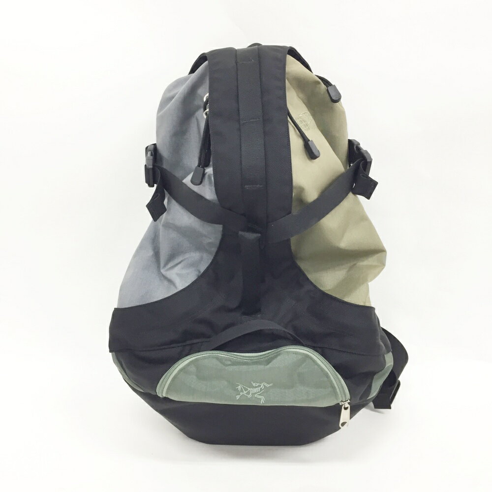 Arc 039 teryx(アークテリクス) BEAMS別注 Sebring Back Pack リュックサック バックパック カラー：グレー カーキ ベージュ ブラック【中古】【137 カバン】【鈴鹿 併売品】【137-240507-03OS】