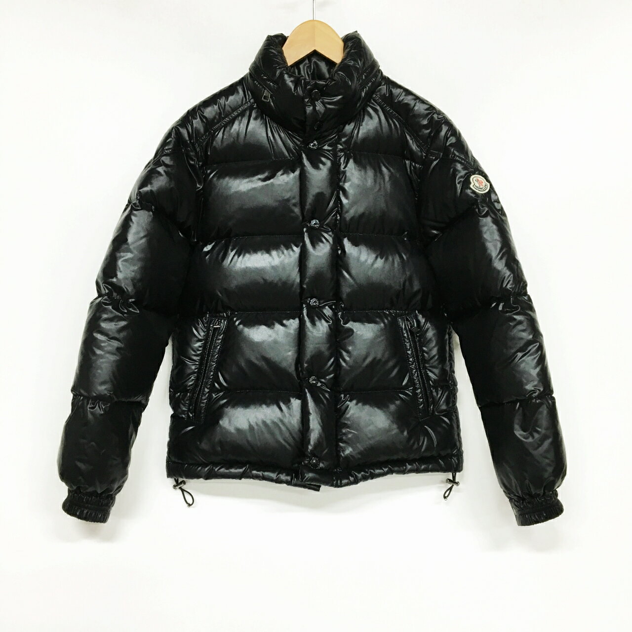 MONCLER (モンクレール)エバーダウンジャケット 220914130105 68950 サイズ：0 カラー：ブラック【中古】【122 インポート】【鈴鹿 併売品】【122-220404-02SS】