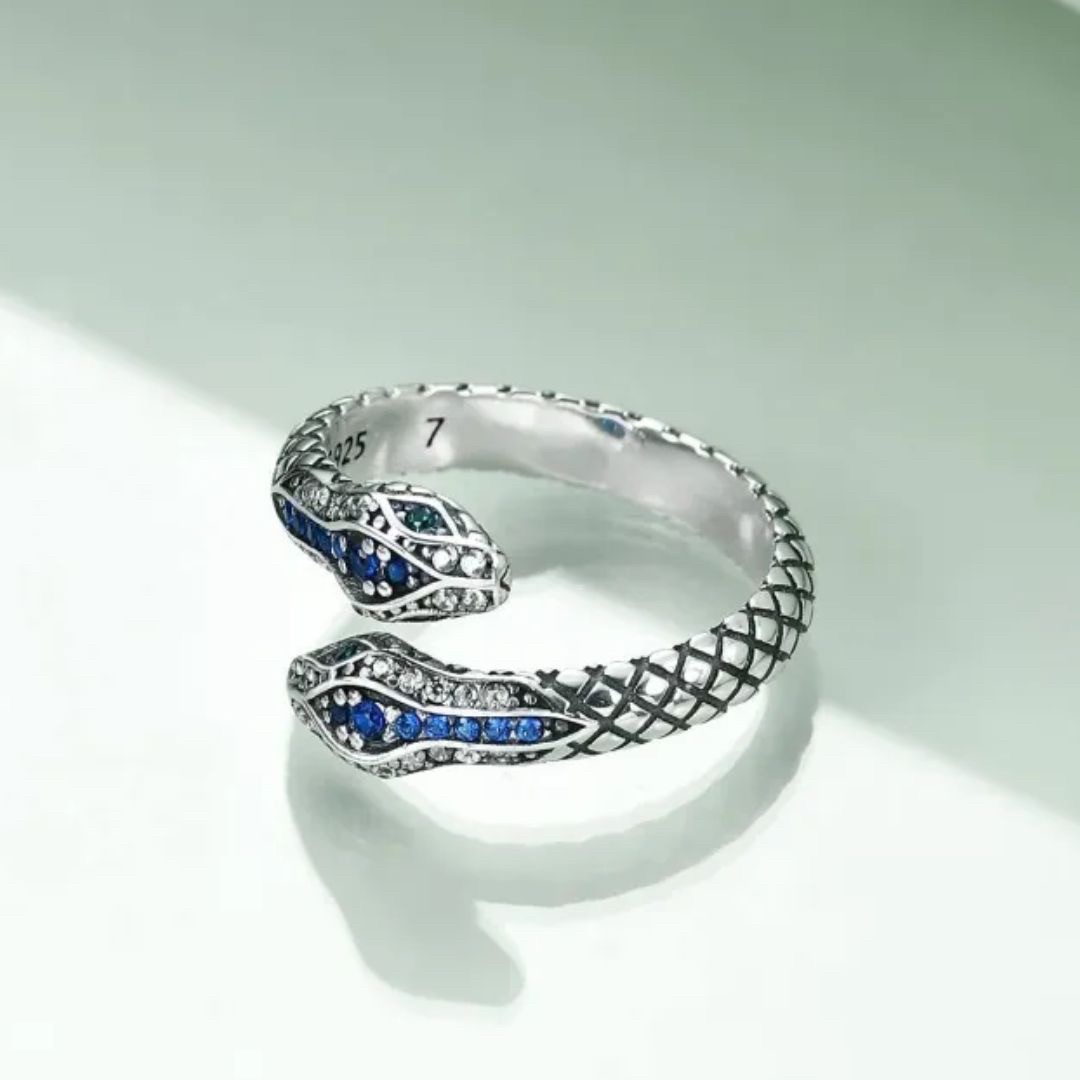 リング 二頭を持つヘビ ブルービーズ ガラスカット スネーク 蛇 snake 指輪 韓国ファッション送料無料 厄年 プレゼント 2