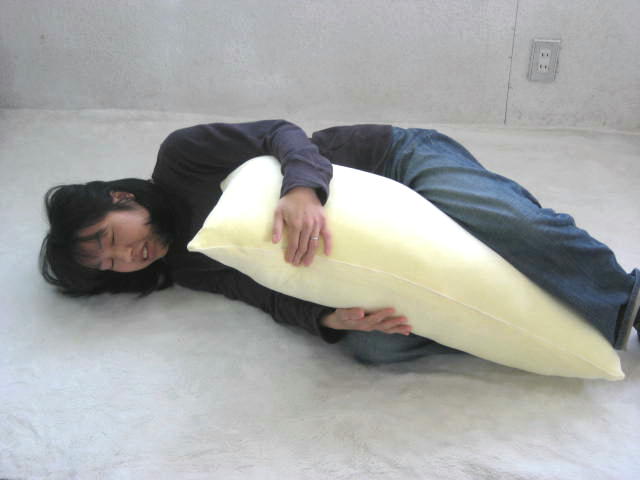 ロングクッションカバーサイズ45×90cm ベロアタオル地(イエロー)ファスナー式パイピング付き♪【日本製】だきまくら、妊婦、抱き枕カバー