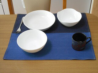 【在庫限り】【値下げました】【返品不可】ランチマットハンドメイド(デニム無地)42×36cm★素材は、デニムで生地は、厚く片面のみ使用です。おしゃれ、国産、業務用、洗える、無地、座椅子、ソファー敬老の日、父の日、母の日、飲食店【日本製】