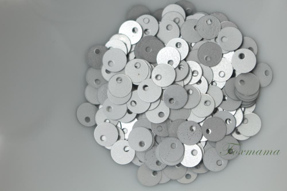 スパンコール 5mm 約250枚(約2g) 丸 トップホール マットシルバー 銀色 (SCC05MSVSHTH)