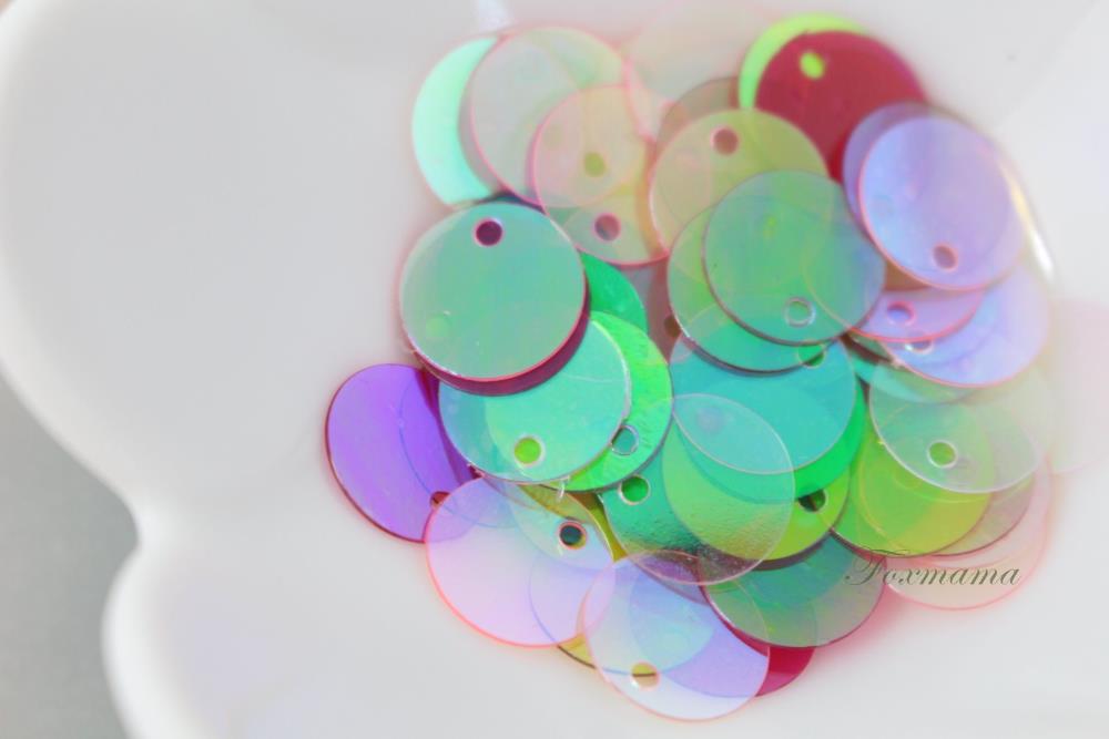 スパンコール 約70枚(約2g) トップホール 丸 10mm 半透明 混色(SCC10BMXJQTH)