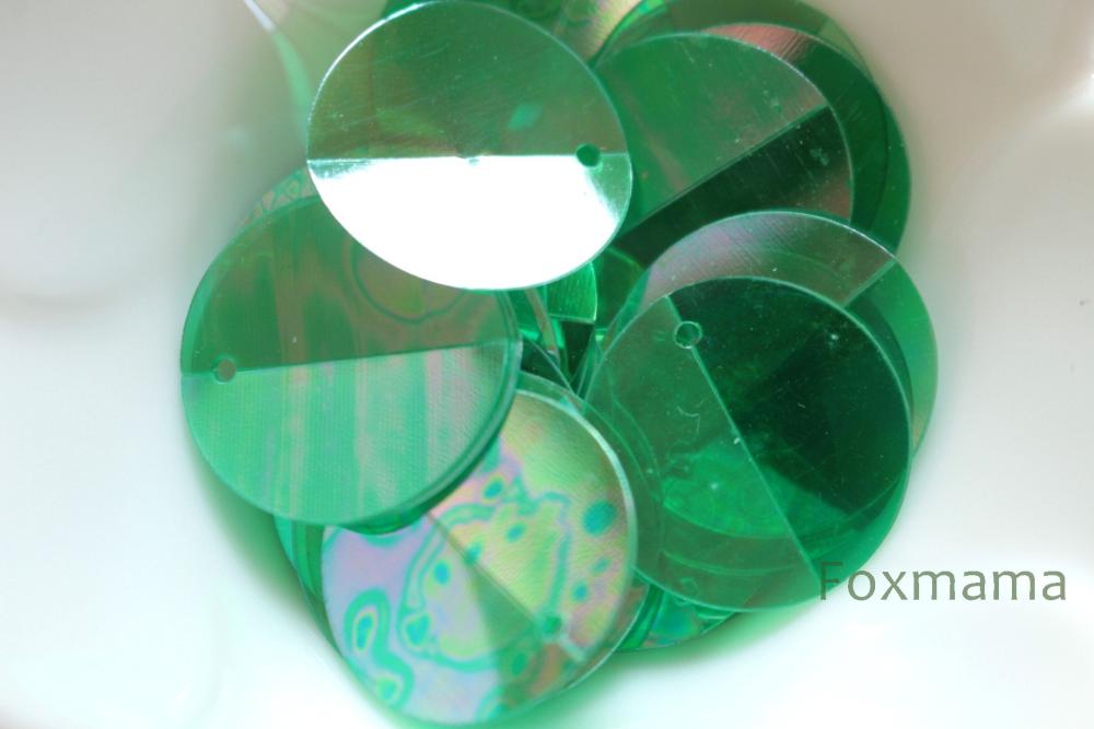 スパンコール 20mm 約25枚(約3g) 丸 折れ トップホール オーロラ 緑 (SCC20AGRWSFD)