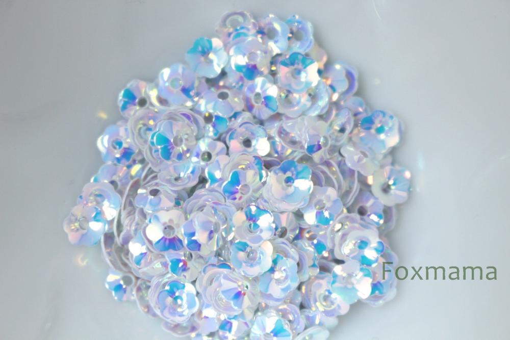 スパンコール 約340枚(約2.5g) 花カップ 5mm オーロラ 乳白 (SFC05AMWGA00)