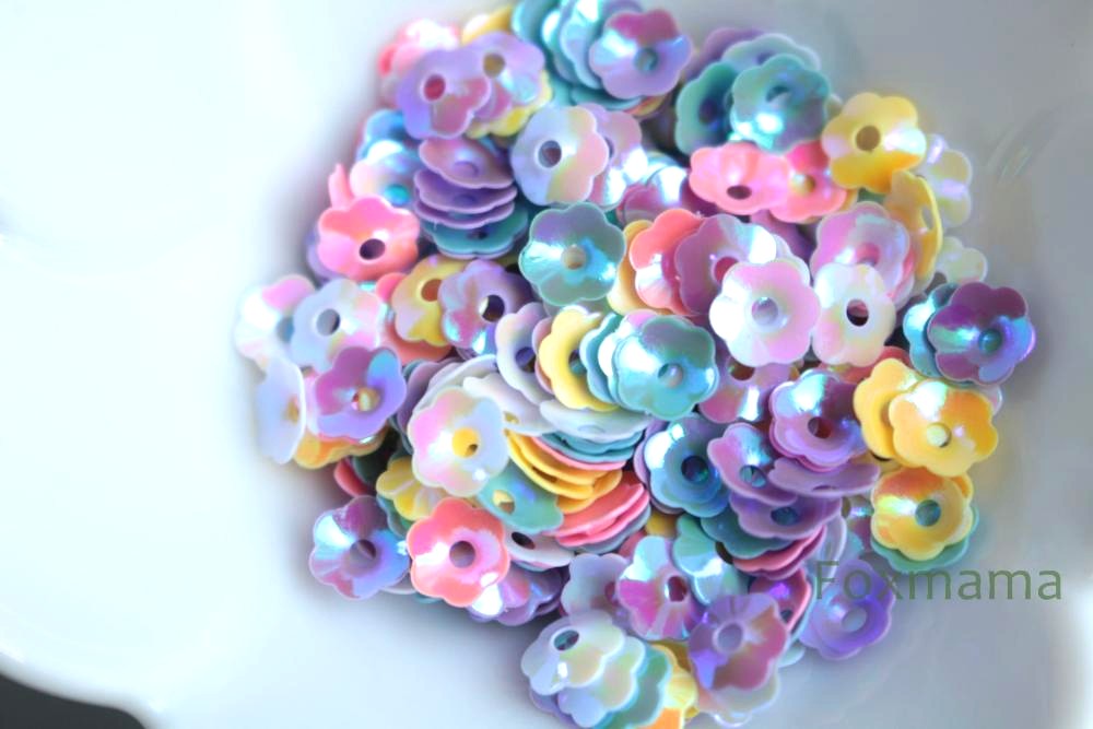 スパンコール 7mm 約290枚(約3.5g) 花カップ オーロラ 混色 (SFC07AMXEH00)