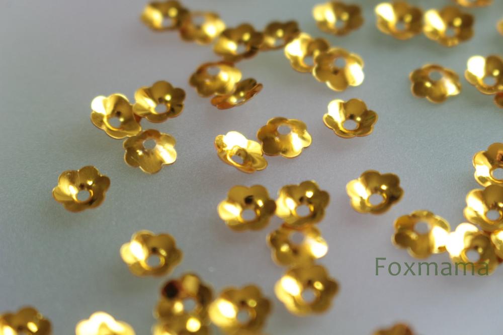 スパンコール 7mm 約300枚(約3.5g) 花カップ メタリック 金色 (SFC07TGLHD00)