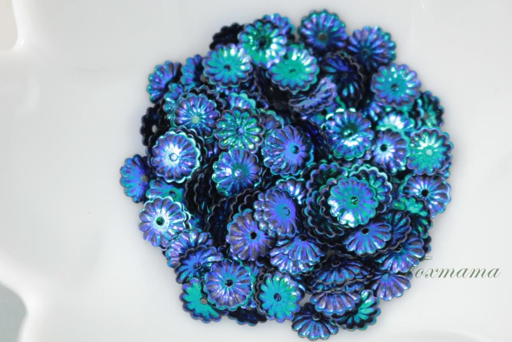 スパンコール 6mm 約170枚(約2g) 菊 カップ オーロラ 青緑 (SKC06AGBHL00)