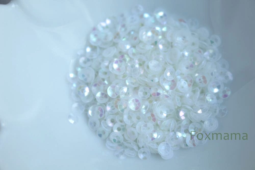 スパンコール 3mm 約2g 丸カップ オーロラ オフ白 (SMC03AOWES00)