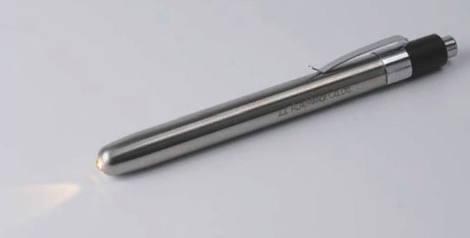 ペンライトMR ほどよい明るさときれいな集光が特徴のペンライト