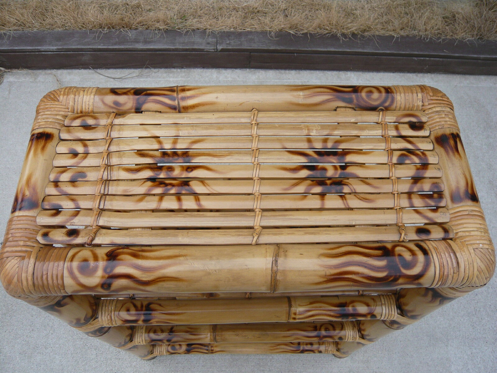 家具　アジアン家具　バリ家具　　ウッドバーニング　フラワー　アジアンインテリア