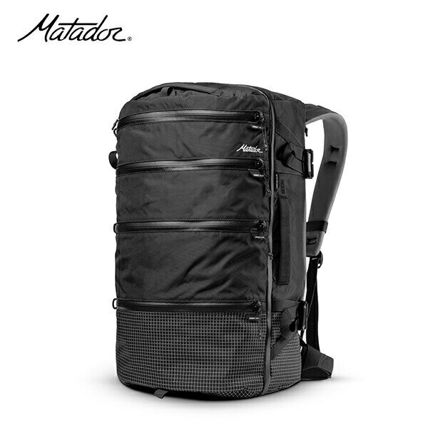 Matador / SEG28 Backpack SEG?28バックパックは28リットルの多機能バッグで、革新的なオーガナイズを実現します。 4つのセグメントポケットはそれぞれ外側からアクセスできて、 素早い効率的荷物の出し入れが可能です。 パッド入りのショルダーハーネスは快適な背負い心地を提供します。Matador / マタドール Matador（マタドール）のミッション は、世界で最も使いやすい、 携帯可能なアドベンチャーアイテムをデザインすることです。 優れたカット技法と施工技術によりデザインされたアイテムは、 トラベル・アドベンチャー・アウトドア等のシチュエーションで活躍します。 Matadorは、コロラド州のボルダーに拠点を構え、山や川など 自然豊かなバックカントリーがテスト環境になっています。 皆が思わずアドベンチャーに出かけたくなるようなデザインアイテムを これからも作り続けていきます。 Matador / SEG28 Backpack Matador マタドール セグ28 バックパックは デイリーユースからトラベルに対応する多機能バックパックです。 フロントにセグメント化された4つのジッパーポケットがあり、 バッグの全容量にアクセスでき、アイテムを種類別、日別、アクティビティ別に整理できます。 大きな荷物や汚れた服は、大型のクラムシェルポケットに収納できます。 バック本体はブックオープニングスタイルの大開口で、大きなサイズの荷物の収納が簡単に行えます。 外側からアクセスできるパッド入りのラップトップスリーブが背面に、 サイドにはウォーターボトルポケットが付いています。 トップにはフラットなポケットがあり、 ディバイダーにより必要なガジェットをすっきり整理して収納ができます。 すべてのジッパープルはセキュリティーループに通すことで防犯対策にもなり、 リフレクティブウェビング採用で暗い道でも車のライトで反射します。 バックパックとして使用する際は、スムースな動きのショルダーストラップ、 チェストストラップ、取り外し可能なシンプルなウェストストラップで調整してください。 トップ、ボトム、サイドに丈夫なキャリーハンドルを装備していますので、 持ち上げたり運んだりする際にストレスなくホールドできます。 UHMWPEナイロン｜超高分子量ポリエチレン繊維。 Robic素材と合わせて白い格子状で使用され、引き裂き強度を強化する素材。 耐久性と強度を高めるために使用されいています。 サイズ 容量 重量 one size H50.8×W30.5×D24.1cm 28L 998g 素材 420デニールbluesign認証UHMWPEリサイクルナイロン420デニールbluesign認証リサイクルナイロン100Dbluesign認証ロービックミニリップストップナイロン 特徴 ・タイプ別、曜日別、サイズ別に整理できる4つのセグメント ・靴や洗濯物などの大きな荷物や汚れ物を収納できるフルアクセスクラムシェル ・外側にパッド付きのラップトップポケット ・ウォーターボトルポケット ・防水性、耐久性に優れた素材を使用 ・シーリングジッパー、PUコーティング ・トップ、ボトム、サイドに頑丈なキャリーハンドルを装備 ・取り外し可能なスターナムストラップ、ウェストストラップ ・YKK社と共同開発のデュアルVコンプレッションストラップ ・通気性のよいバックパネルとシームレスショルダーストラップ 商品説明 Matador マタドール セグ28 バックパックは デイリーユースからトラベルに対応する多機能バックパックです。 フロントにセグメント化された4つのジッパーポケットがあり、 バッグの全容量にアクセスでき、アイテムを種類別、日別、アクティビティ別に整理できます。 大きな荷物や汚れた服は、大型のクラムシェルポケットに収納できます。 バック本体はブックオープニングスタイルの大開口で、大きなサイズの荷物の収納が簡単に行えます。 外側からアクセスできるパッド入りのラップトップスリーブが背面に、 サイドにはウォーターボトルポケットが付いています。 トップにはフラットなポケットがあり、 ディバイダーにより必要なガジェットをすっきり整理して収納ができます。 すべてのジッパープルはセキュリティーループに通すことで防犯対策にもなり、 リフレクティブウェビング採用で暗い道でも車のライトで反射します。 バックパックとして使用する際は、スムースな動きのショルダーストラップ、 チェストストラップ、取り外し可能なシンプルなウェストストラップで調整してください。 トップ、ボトム、サイドに丈夫なキャリーハンドルを装備していますので、 持ち上げたり運んだりする際にストレスなくホールドできます。 UHMWPEナイロン｜超高分子量ポリエチレン繊維。 Robic素材と合わせて白い格子状で使用され、引き裂き強度を強化する素材。 耐久性と強度を高めるために使用されいています。 ご注意 ・カラーはモニター環境によって多少現品と異なる場合が御座いますので、予めご了承下さい。 ・当商品は、縫製部分から糸が出ているなどある場合が御座います、 お買い上げの際は予めご了承のほどよろしくお願いいたします。 ・こちらの商品は実店舗と在庫を共有している為、 ご注文いただいた際に売り違いの為完売していることがありますので予めご了承ください。 【ご注意事項】 ※セール商品ならびにクーポン利用でご購入の商品の返品・交換はお受けしかねますので、 あらかじめご了承くださいませ。 ※セール期間時は注文が一度に入る可能性がありますので、 ご購入いただけても在庫がなくなっている場合がございます。 あらかじめご了承くださいませ。