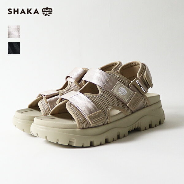 SHAKA / CHILL OUT EX [EXTRA-URBAN OUTDOOR] 2024年春夏。 SHAKA(シャカ)のフラッグシップモデルとなるNEWソール搭載のスポーツサンダル。 長年年代を問わずメンズ＆レディースともに愛されてきた 春夏スポサンを代表するユニセックスタイプのスポーツサンダルCHILL OUT(チルアウト)を、 2023年春夏にブランドリニューアルを行い新たに誕生した SHAKA(シャカ)最上級ソールシリーズでアップデートさせた「CHILL OUT EX(チルアウトEX)」。SHAKA / シャカ SHAKAは1990年代に実在した南アフリカ共和国のサンダルブランドです。 南アフリカ国内の自社工場にてハイクオリティーで独創的なデザインのサンダルを製作しておりました。 アフリカの伝統的な柄や色使いを取り入れ、当時のトレンドであったウェビングテープを使用したスポーツサンダルは 90年代後半に日本でも多く販売されました。 アウトドアブームも追い風となってブランドとして認知され始めましたが、2000年前半にブランド自体が惜しまれつつ消滅してしまいました。 消滅後はその形状からフェスやアウトドアシーンで知る人ぞ知る幻のサンダルとしてマニアに支持されておりました。 そして十数年の時を経て遂にSHAKAが復刻されました。 当時のアーカイブより、SHAKAの特徴であるソールの形状、発色の良いウェビングテープはもちろん、 プラスチックパーツやアーチの角度まで忠実に再現する一方、 ソールの強度やクッション性、足入れの向上をはかり現代風にアレンジした進化版のSHAKAをお試し下さい。 [EXTRA-URBAN OUTDOOR] 2024年春夏。 SHAKA(シャカ)のフラッグシップモデルとなるNEWソール搭載のスポーツサンダル。 長年年代を問わずメンズ＆レディースともに愛されてきた 春夏スポサンを代表するユニセックスタイプのスポーツサンダルCHILL OUT(チルアウト)を、 2023年春夏にブランドリニューアルを行い新たに誕生した SHAKA(シャカ)最上級ソールシリーズでアップデートさせた「CHILL OUT EX(チルアウトEX)」。 春や秋口にはお気に入りの靴下で合わせたソックスコーデで街や旅行に・・・ 夏には素足でアウトドアやフェス・・・ 普段履きのデイリーユースから、一人でもみんなでも楽しい旅行、 サンダルシーズンならではのアクティブシーン。シンプルなデザインと機能性を併せ持ち、 ライフスタイルに合わせたシーンとスタイリングで、 この春夏の皆様のお供として活躍してくれるスポーツサンダルとなっています。 サイズ 5 6 7 8 9 10 相当サイズ 23cm 24cm 25cm 26cm 27cm 28cm 生産国 CHINA 素材 甲 : ナイロン　底 : 合成底 デザインと機能性 ・軽量で歩きやすいEXソール ソールにはイタリアのExtralight社と共同開発した、SHAKA(シャカ)が誇るEXソールを採用。長時間履いても疲れにくく、より軽量にしつつもグリップ性能と耐久性に優れ、歩きやすい快適で軽快な歩行をサポートしてくれるソールです。 ・通気性と速乾性の向上 EXシリーズでは、ストラップ裏のネオプレン素材をメッシュに変更。これにより通気性が向上し、速乾性も向上。街履きはもちろん、アウトドアでの海や川での水遊びも快適に楽しめます。 ・フィット感抜群なバタフライアッパー 両サイドから甲を覆うような独特な形状が特徴的なアッパーデザイン。甲とアンクル、3か所での調整が可能なデザインは、足にぴったりとフィット。ベルクロ仕様なので着脱も簡単。これにより、様々なアクティビティに対応し、快適な履き心地を提供します。 ・スポサン×スライド ヒールストラップは着脱可能になっているので、外してスライドサンダルとしてもお楽しみいただけます。 しっかりと歩き回る街履きや旅先、フェスではストラップを付けてスポーツサンダルとしてお使いいただき、ストラップを外せばちょっとソコまでの普段履きやBBQでのチルタイム、キャンプシーンにも便利なスライドサンダルとしても履ける2way仕様で、気分で履きこなしに変化を付けられるのも嬉しいポイント。 商品説明 [EXTRA-URBAN OUTDOOR] 2024年春夏。 SHAKA(シャカ)のフラッグシップモデルとなるNEWソール搭載のスポーツサンダル。 長年年代を問わずメンズ＆レディースともに愛されてきた 春夏スポサンを代表するユニセックスタイプのスポーツサンダルCHILL OUT(チルアウト)を、 2023年春夏にブランドリニューアルを行い新たに誕生した SHAKA(シャカ)最上級ソールシリーズでアップデートさせた「CHILL OUT EX(チルアウトEX)」。 春や秋口にはお気に入りの靴下で合わせたソックスコーデで街や旅行に・・・ 夏には素足でアウトドアやフェス・・・ 普段履きのデイリーユースから、一人でもみんなでも楽しい旅行、 サンダルシーズンならではのアクティブシーン。シンプルなデザインと機能性を併せ持ち、 ライフスタイルに合わせたシーンとスタイリングで、 この春夏の皆様のお供として活躍してくれるスポーツサンダルとなっています。 ご注意ください ・カラーはモニター環境によって多少現品と異なる場合が御座いますので、予めご了承下さい。 ・当商品は、ほつれ等がある場合が御座います、お買い上げの際は予めご了承のほどよろしくお願いいたします。 ・パッケージ開封時に接着剤や表面加工の薬剤の臭いが発生する場合がございます。 素材や加工の特性上避けることが出来ませんので、臭いが気になる場合はパッケージから取り出し,本体開口部を開けてしばらく部屋干しをしておいてください。 ・こちらの商品は実店舗と在庫を共有している為、ご注文いただいた際に売り違いの為完売していることがありますので予めご了承ください。 【ご注意事項】 ※セール商品ならびにクーポン利用でご購入の商品の返品・交換はお受けしかねますので、 あらかじめご了承くださいませ。 ※セール期間時は注文が一度に入る可能性がありますので、 ご購入いただけても在庫がなくなっている場合がございます。 あらかじめご了承くださいませ。