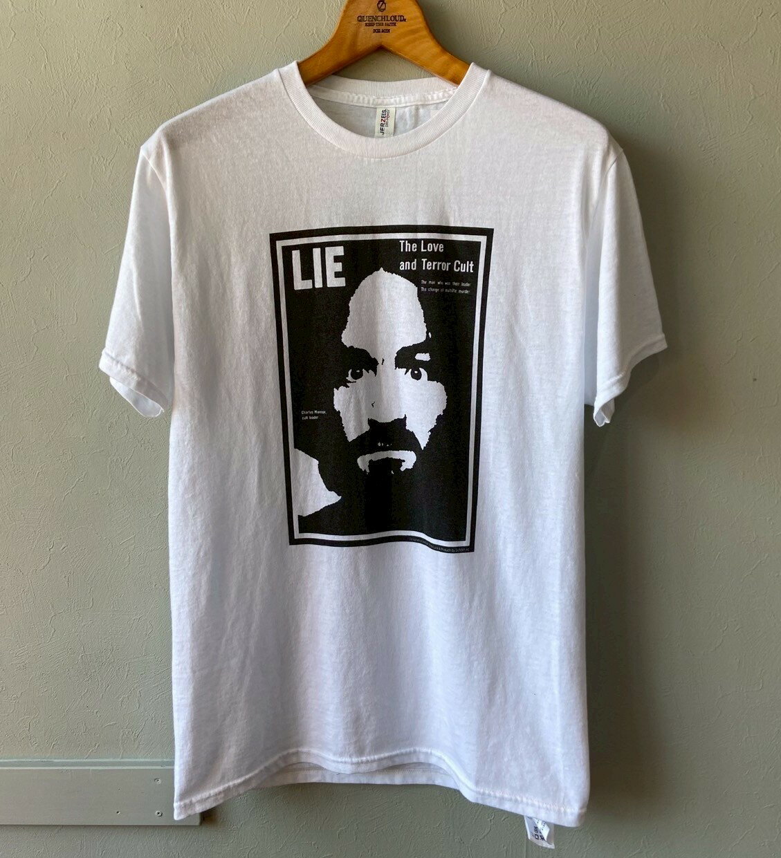 楽天市場】charles manson tシャツの通販 楽天市場】charles manson tシャツの通販