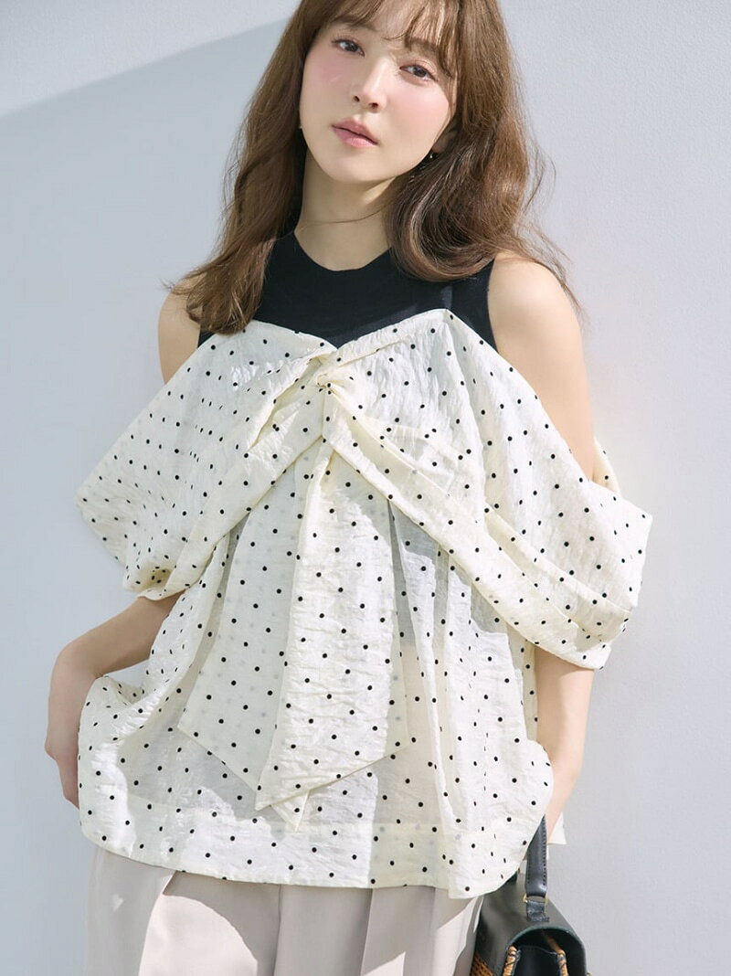 神田愛花アナウンサーフジテレビ「ぽかぽか」衣装のオフショルドット