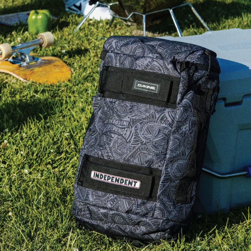 フリーク OUTDOOR&SUP&SNOWのダカイン スケートバック リュック Dakine MISSION STREET 25L x INDEPENDENT｜アングル2
