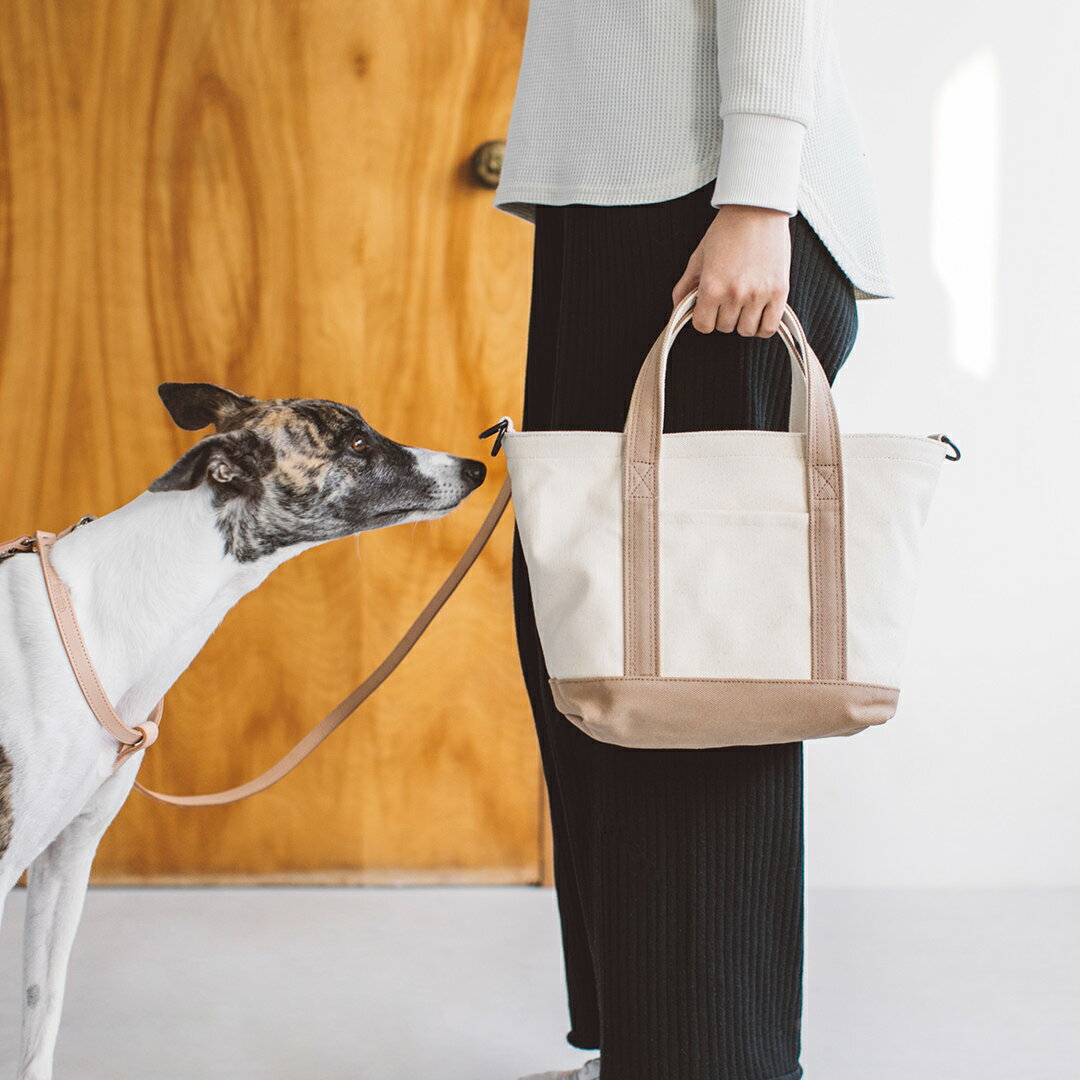 【犬　お散歩】ストローリングバッグ　M サイズお散歩バッグ　犬　お散歩　バッグ　防水　トートバッグ 犬用バッグ　バッグ　鞄　かばん　クレート　おしゃれ　シンプル　日本製 こだわり　防水　肩掛け　