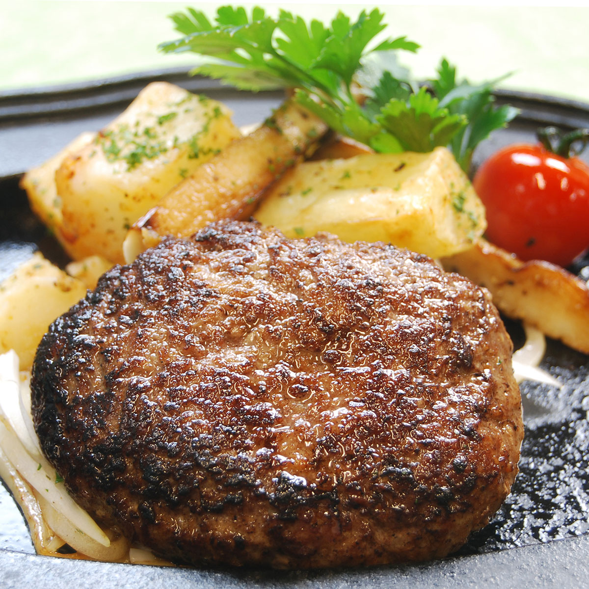 近江牛と鹿児島黒豚のハンバーグ 【産直グルメ】 ギフト グルメ 肉 食品[送料無料 内祝い 誕生日 プレゼント お返し]