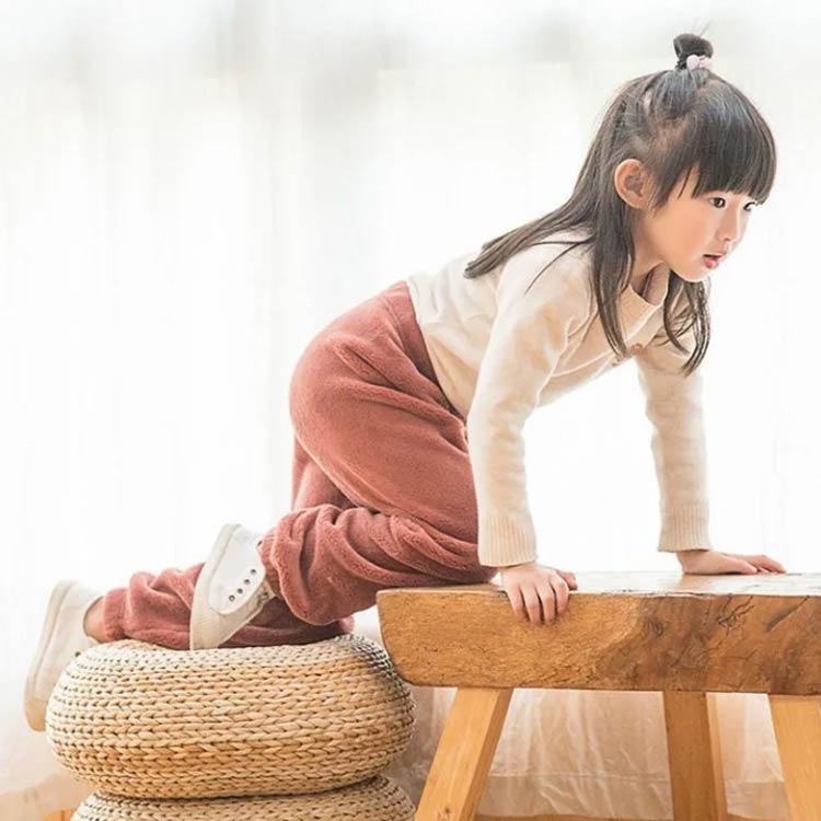 ナイトウェア 長ズボン 女の子 ロング 130 フリース パンツ リラックス 男の子 もこもこ ルームウェア 厚手 ルームウェア パンツ ルームパンツ キッズ ふわふわ 防寒 子供服 部屋着 保温 快適 暖かい あったか ボアパンツ パジャマ 100 110 120 寝間着 140 150