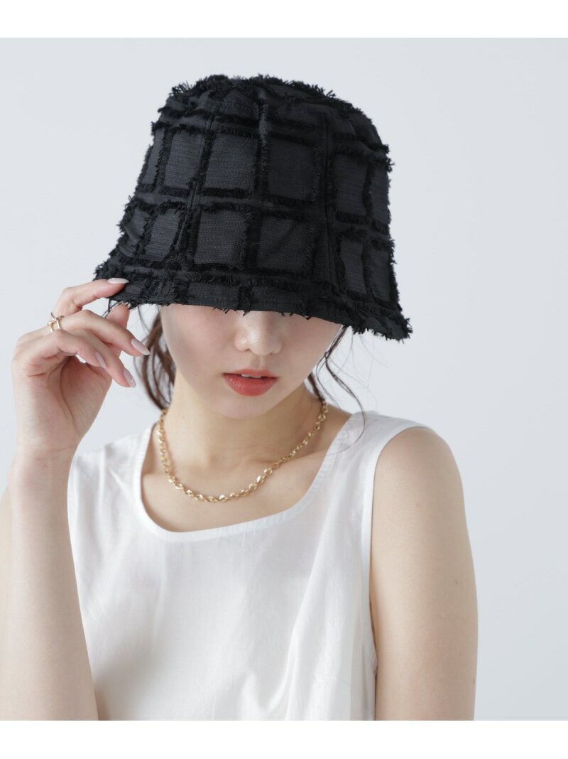 【SALE／20%OFF】スクエアフリンジハット FREE'S MART フリーズ マート ファッション雑貨 マフラー・ストール・ネックウォーマー ホワイト ブラック【RBA_E】[Rakuten Fashion]