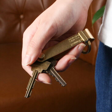 【SS期間中 エントリーで全品+10倍】タイニーフォームド Tiny metal key flick キーホルダー Tiny Formed おしゃれ 男性 退職祝い 記念品 プレゼント 敬老の日 送別会 プチギフト 女性 ギフト 真鍮 シンプル 誕生日