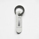クアンタ CRATED KEY RING NAME TAG キーリング ネームタグ チョークホワイト QUAMTA 人気 メンズ おしゃれ 男性 退職祝い 記念...