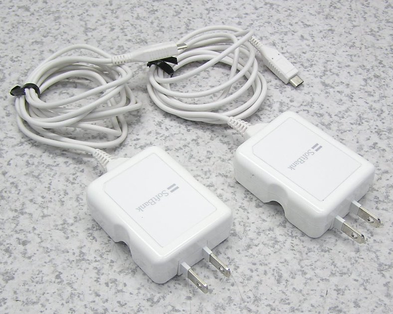 □■SoftBank/ソフトバンク SB-AC13-HDMU/WH スマートフォン用 microUSB充電ACアダプタ microUSB(Bタイプ） 2個セット 【中古】 送料無料